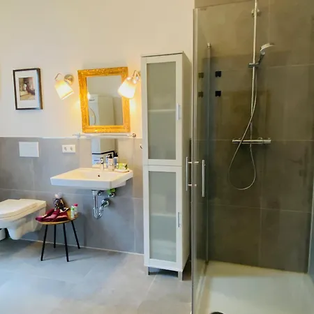 City Apartment An Der Weser, City Nah, Netflix, Bis 7 Pers *