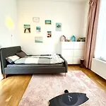City Apartment An Der Weser, City Nah, Netflix, Bis 7 Pers
