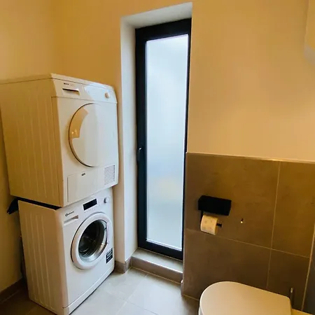 City Apartment An Der Weser, City Nah, Netflix, Bis 7 Pers Brême
