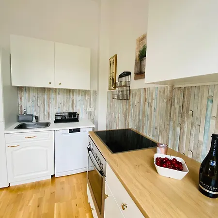 City Apartment An Der Weser, City Nah, Netflix, Bis 7 Pers * Brême